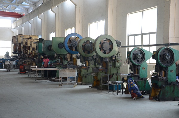 部分冲床Stamping machines